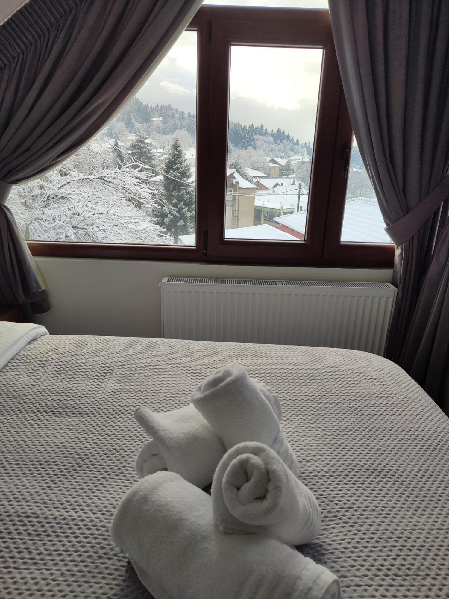 Giataki Appartement Eláti Buitenkant foto