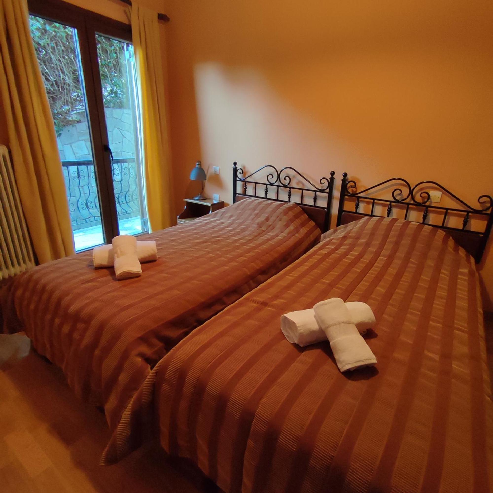 Giataki Appartement Eláti Buitenkant foto