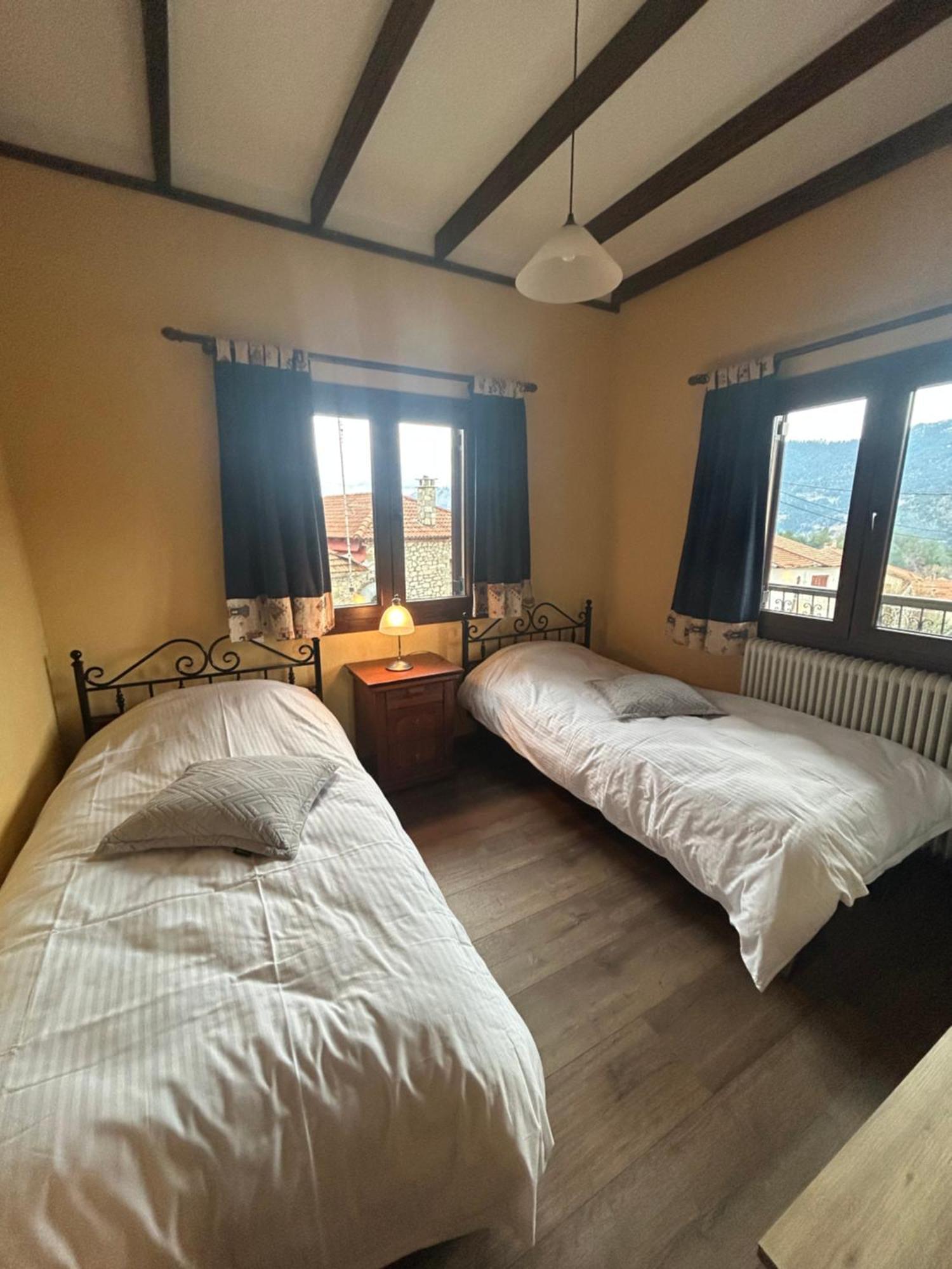 Giataki Appartement Eláti Buitenkant foto